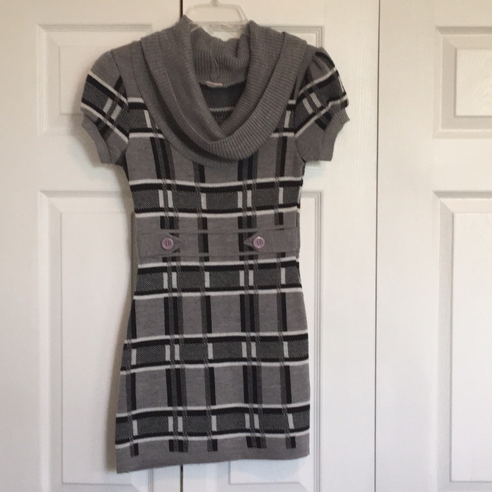 Gray sweater shirt